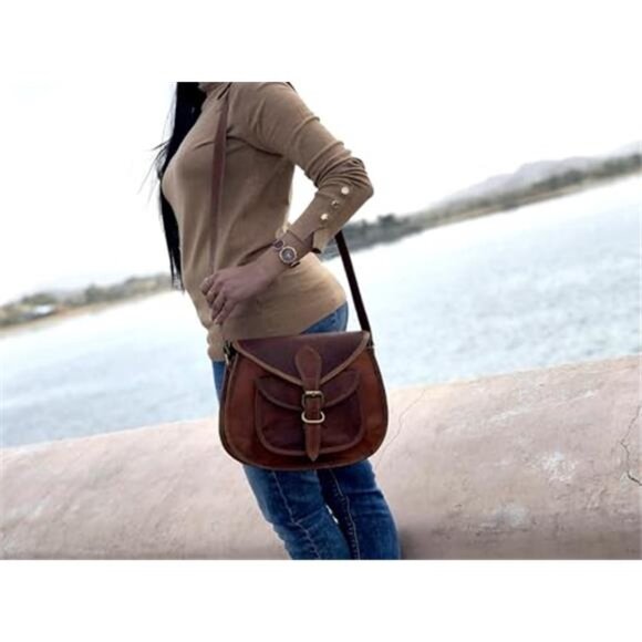 Handmade Women Vintage Style Genuine Brown Leather Crossbody Satchel Bag - Picture 3 of 6